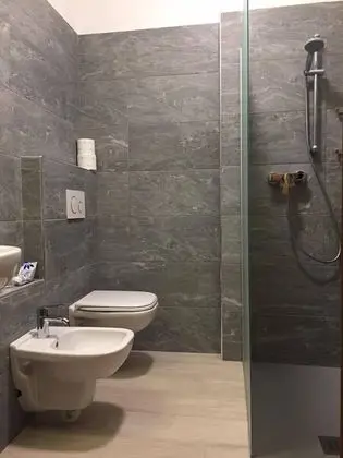 Standard Tek Büyük veya İki Ayrı Yataklı Oda, Balkon