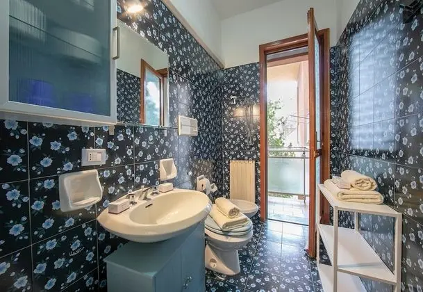 Standard Apart Daire, 1 Çift Kişilik Yatak ve Çekyat (Ginestre Apartment few min from sea)