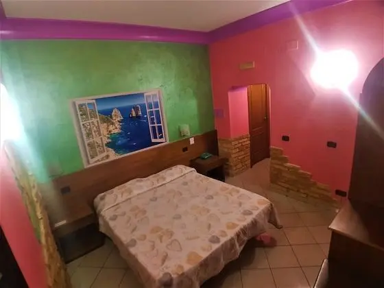 Superior Büyük Yataklı Tek Kişilik Oda