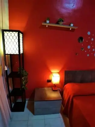 Tek Büyük Yataklı Oda, Ortak Banyo