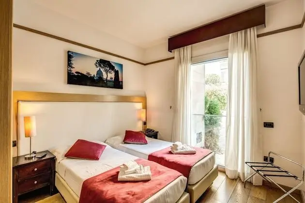 Standard Tek Büyük veya İki Ayrı Yataklı Oda