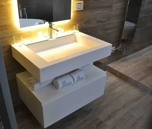 Tek Büyük Yataklı Oda (Vacheron)