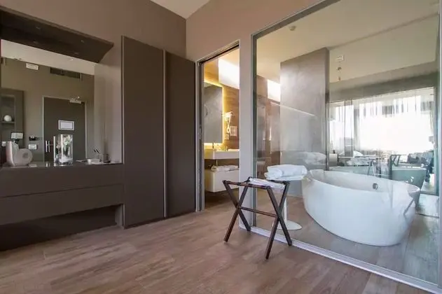 Tek Büyük Yataklı Oda (Vacheron)