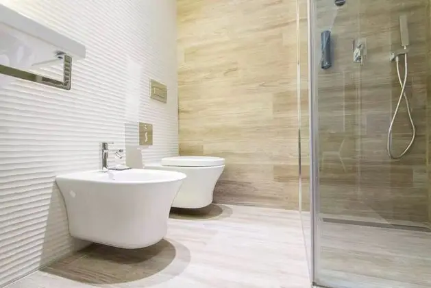 Üç Kişilik Oda (Rolex)