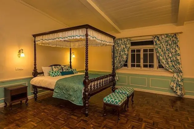 Colonial Room