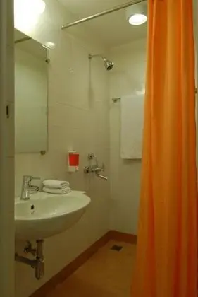 Basic Tek Kişilik Oda