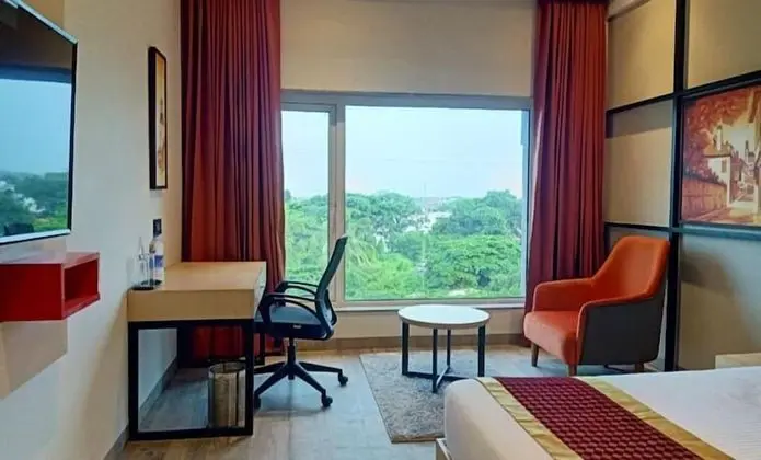 Luxury Tek Büyük veya İki Ayrı Yataklı Oda, Şehir Manzaralı