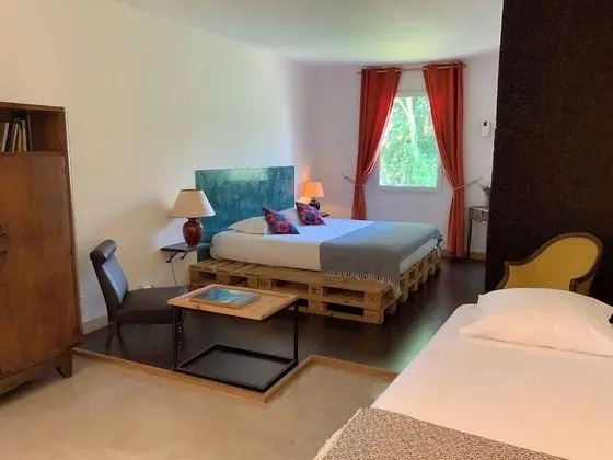 Süit, Banyolu/Duşlu, Bahçe Manzaralı (Aloe)