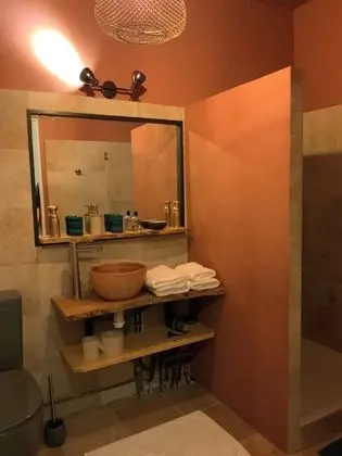 Süit, Banyolu/Duşlu, Bahçe Manzaralı (Aloe)