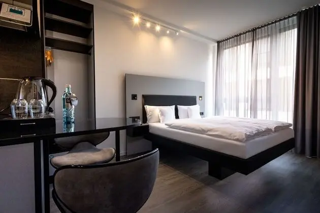 Comfort Tek Büyük Yataklı Oda
