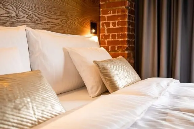 Comfort Tek Büyük veya İki Ayrı Yataklı Oda