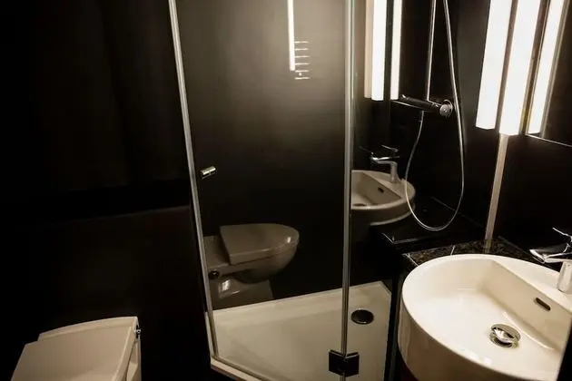 Superior Tek Büyük Yataklı Oda, Nehir Manzaralı