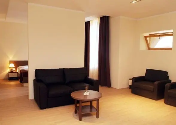 Deluxe Süit, Bahçe Manzaralı