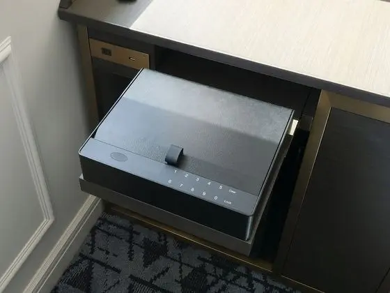 Tek Büyük Yataklı Oda, Sigara İçilmez