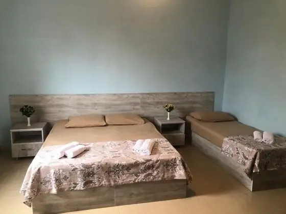 Üç Kişilik Oda