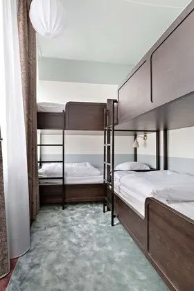 Family Oda, Birden Çok Yatak, Sigara İçilmez