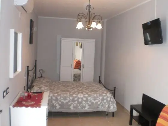 Tek Büyük Yataklı Oda