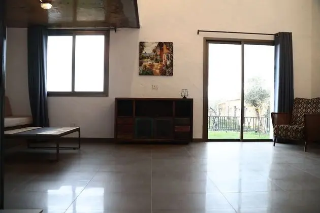 Family Duplex Townhouse with Garden Backyard