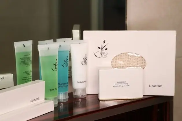 Superior Family Townhouse with Garden Backyard
