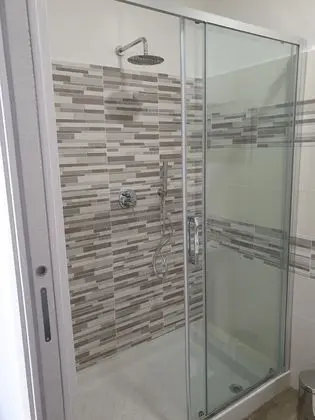 Tek Büyük Yataklı Oda, Balkon, Dağ Manzaralı (2)