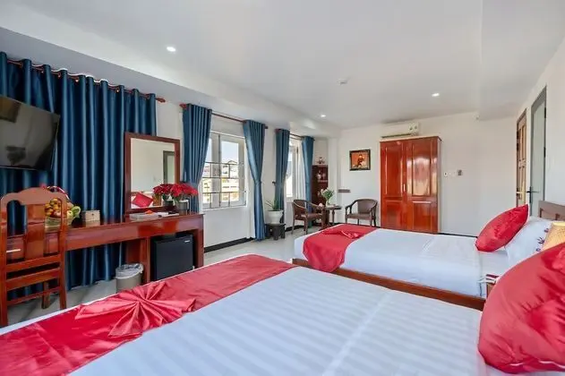 Deluxe Üç Kişilik Oda, Şehir Manzaralı