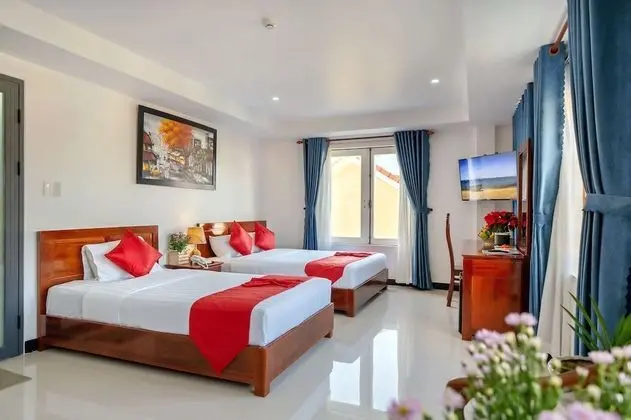 Deluxe Üç Kişilik Oda, Şehir Manzaralı