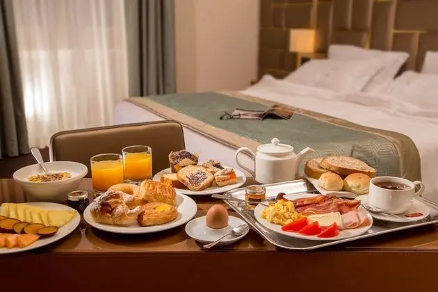 Deluxe Tek Büyük veya İki Ayrı Yataklı Oda