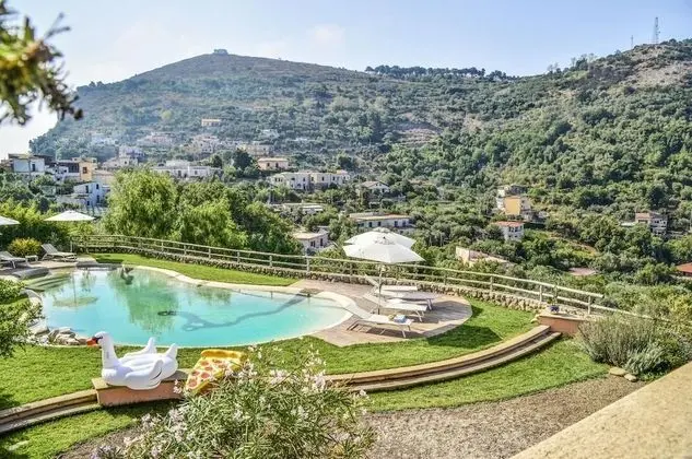 Villa, Sigara İçilebilir