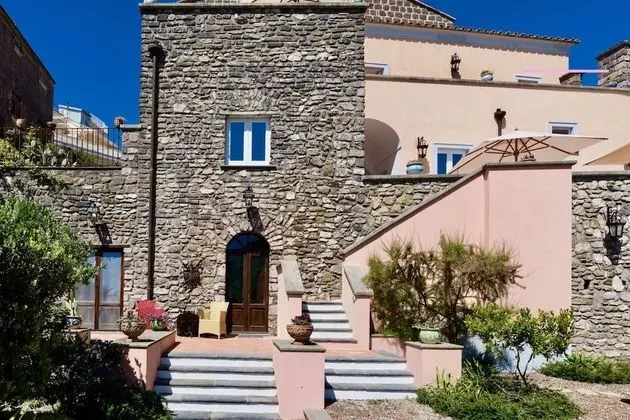 Villa, Sigara İçilebilir