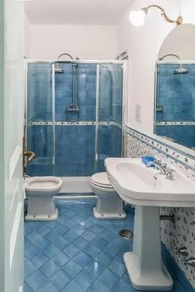 Villa, Sigara İçilebilir