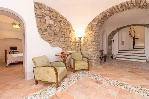 Villa, Sigara İçilebilir