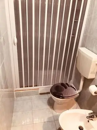 Tek Büyük Yataklı Oda (Camelia)