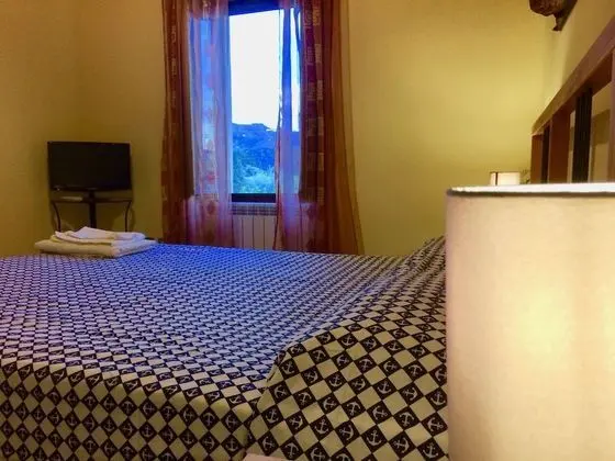 Tek Büyük Yataklı Oda (Ginestra)