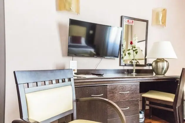 Dört Kişilik Oda, Şehir Manzaralı