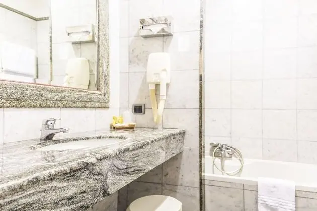 Tek Büyük Yataklı Oda, Şehir Manzaralı