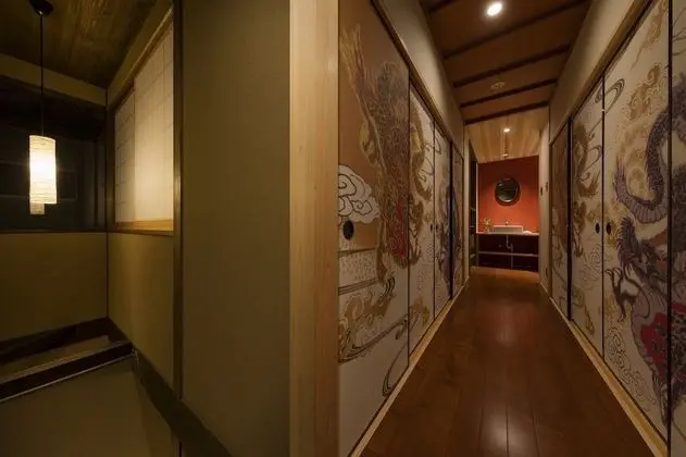 Sıra Ev (2 Single Beds and 4 Japanse Futon )