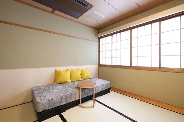 Traditional Oda, Sigara İçilmez (Japanese Style Room with Bed)