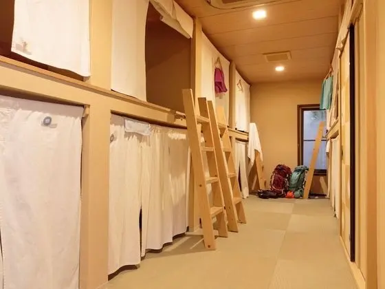 Ortak Ranzalı Oda, Karma Ranzalı Oda (Bed in 10-Bed)