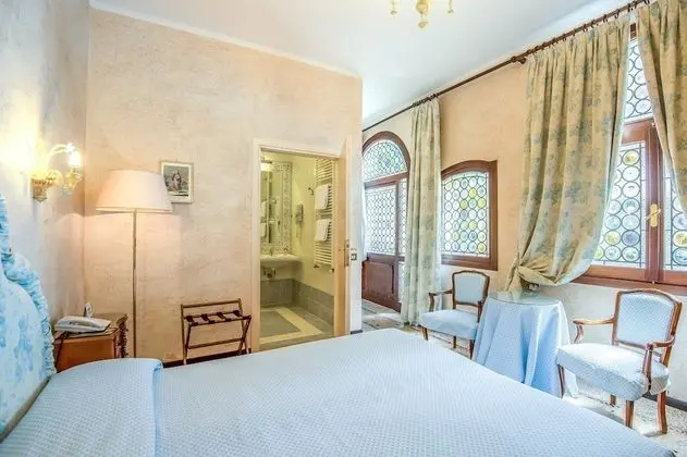 Tek Büyük veya İki Ayrı Yataklı Oda, Havuz Kullanımı