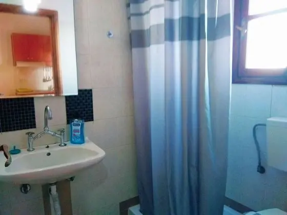 Stüdyo, Havuz Manzaralı