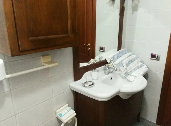 Tek Büyük Yataklı Oda, 1 Çift Kişilik Yatak, Sigara İçilmez