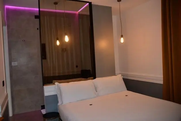 Deluxe Tek Büyük veya İki Ayrı Yataklı Oda