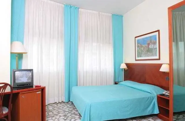 1 Çift ​​kişilik Yatak Standard