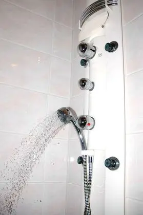 Tek Büyük Yataklı Oda, 2 Tek Kişilik Yatak