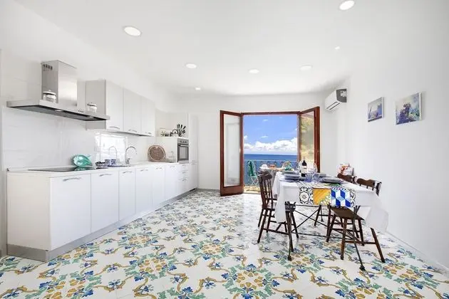 Villa, 6 Yatak Odası, Deniz Manzaralı