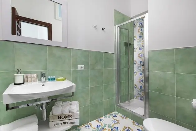 Villa, 6 Yatak Odası, Deniz Manzaralı