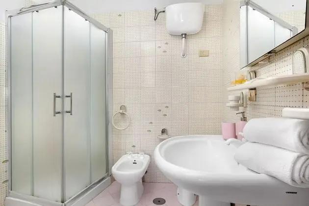 Villa, 6 Yatak Odası, Deniz Manzaralı
