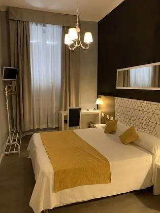 Classic Üç Kişilik Oda