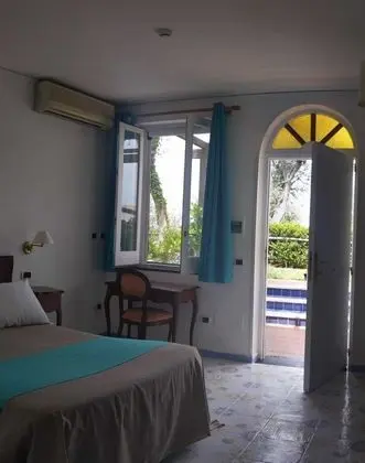 Comfort Dört Kişilik Oda