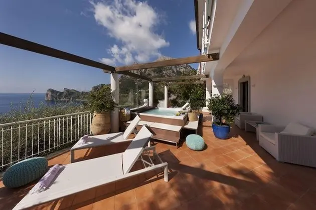 Villa, Sigara İçilebilir